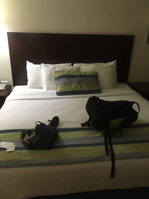 bad photo of a nice hotel room